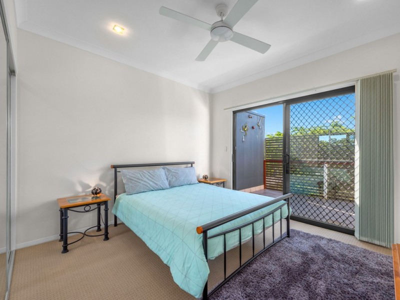 2/64 Georgina Street, Woody Point QLD 4019