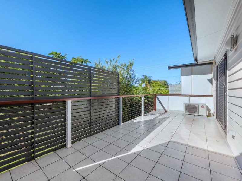 2/64 Georgina Street, Woody Point QLD 4019