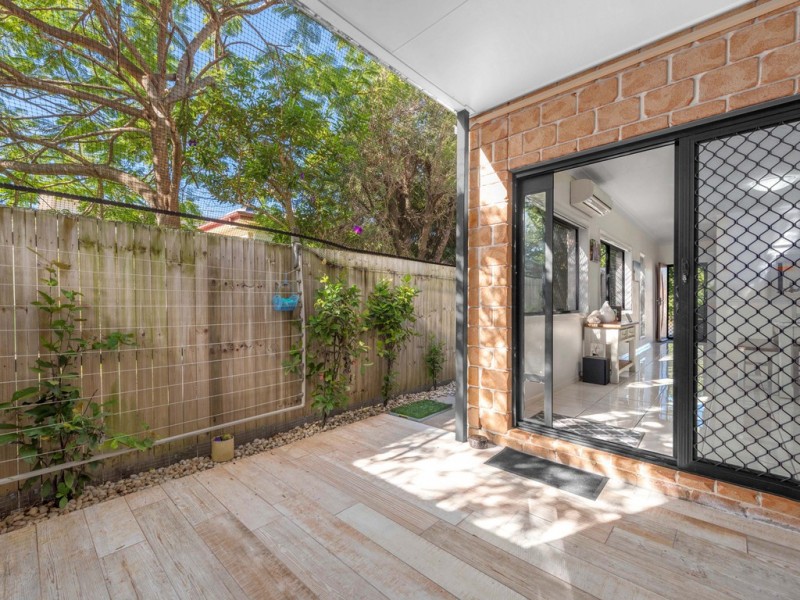 2/64 Georgina Street, Woody Point QLD 4019