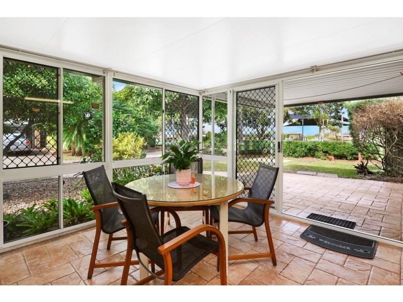 9 Bloodwood Court, Rothwell QLD 4022