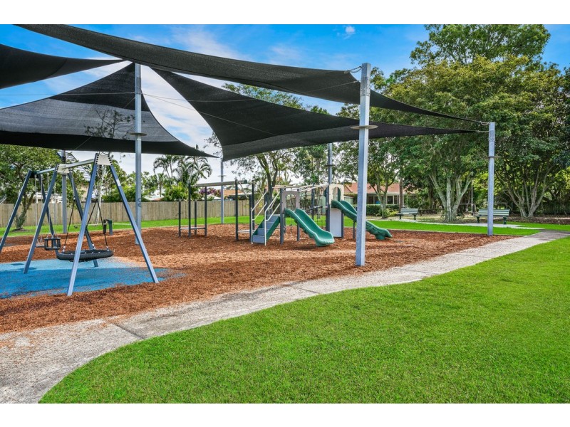 9 Bloodwood Court, Rothwell QLD 4022