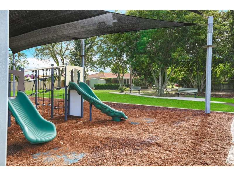 9 Bloodwood Court, Rothwell QLD 4022