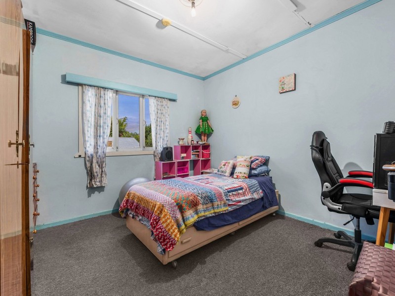 61 Shamrock Street, Gordon Park QLD 4031