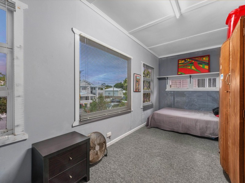 61 Shamrock Street, Gordon Park QLD 4031