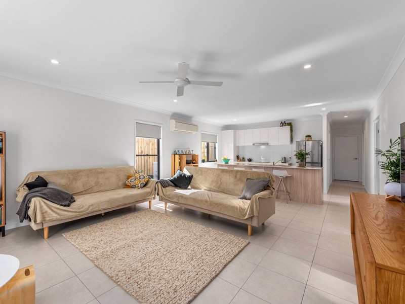 13 Forbes Crescent, Upper Kedron QLD 4055