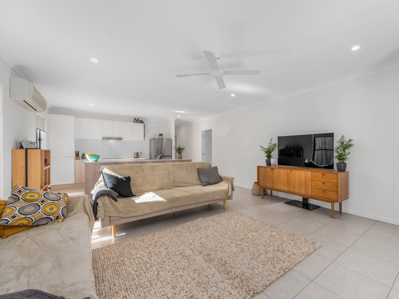 13 Forbes Crescent, Upper Kedron QLD 4055