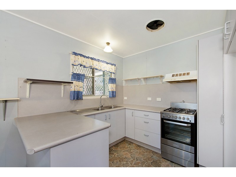 7 Doon Street, Kallangur QLD 4503