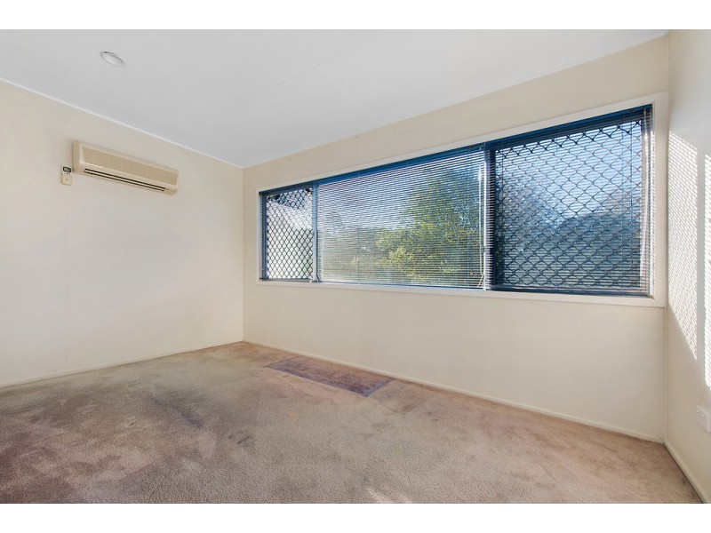 7 Doon Street, Kallangur QLD 4503