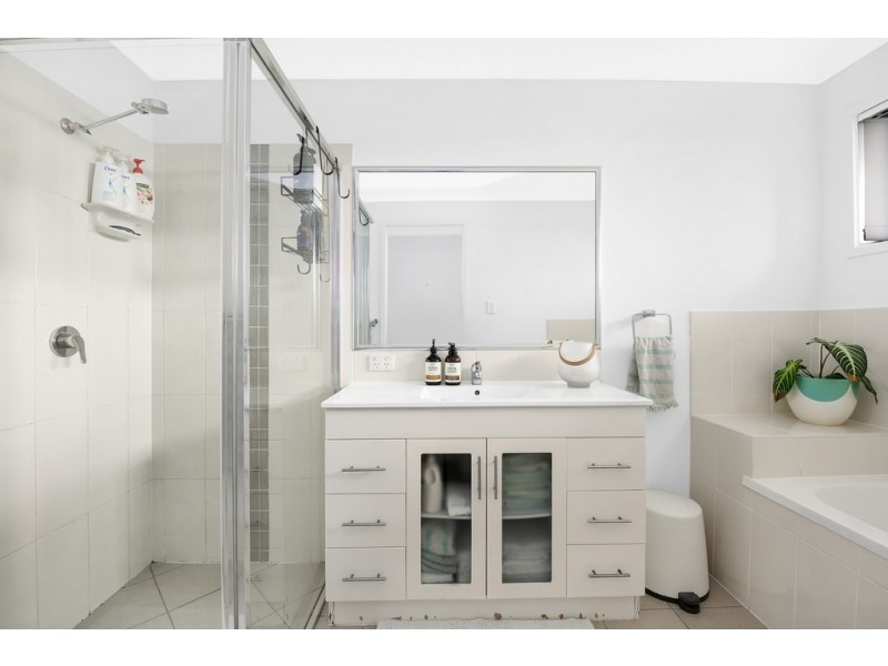 36 Rostrevor Road, Boondall QLD 4034