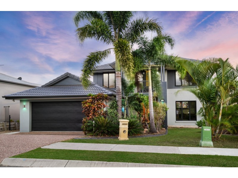 2 Silverbirch Place, Bridgeman Downs QLD 4035
