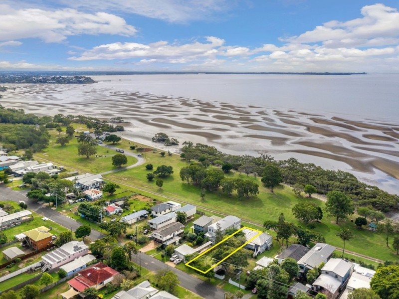 59 O’Quinn Street, Nudgee Beach QLD 4014