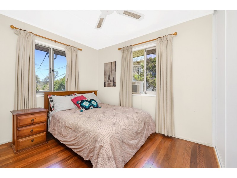 22 Braidwood Street, Everton Park QLD 4053