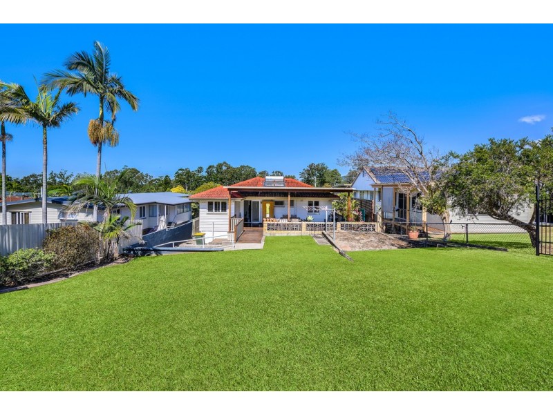 22 Braidwood Street, Everton Park QLD 4053