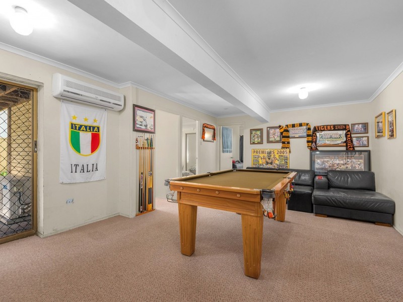 5 Koch Avenue, Scarborough QLD 4020