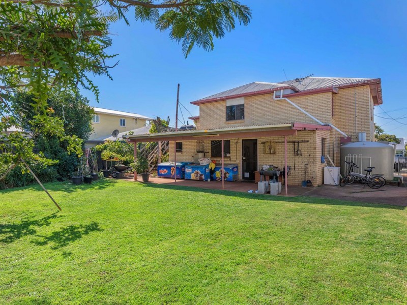 5 Koch Avenue, Scarborough QLD 4020