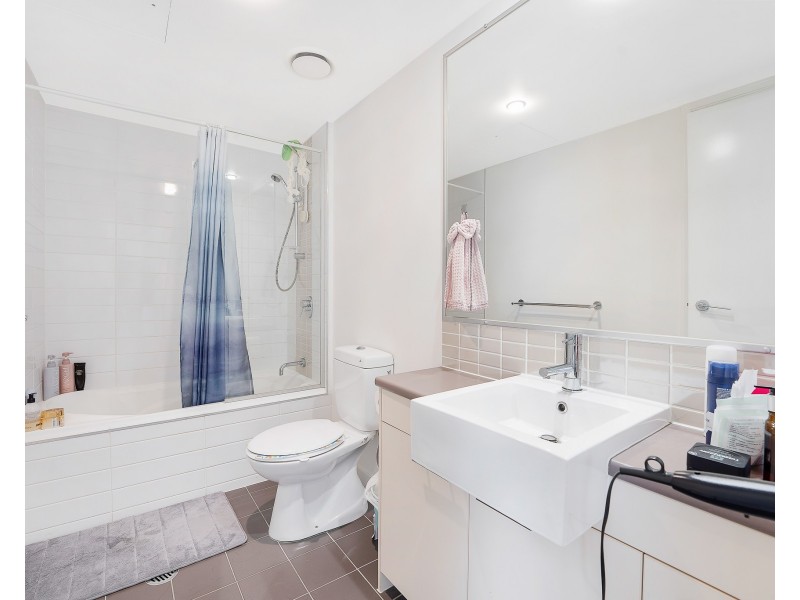 209/392 Hamilton Road, Chermside QLD 4032