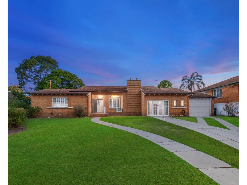 192 Rode Road, Wavell Heights QLD 4012