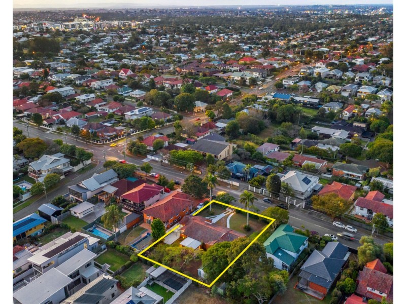 192 Rode Road, Wavell Heights QLD 4012