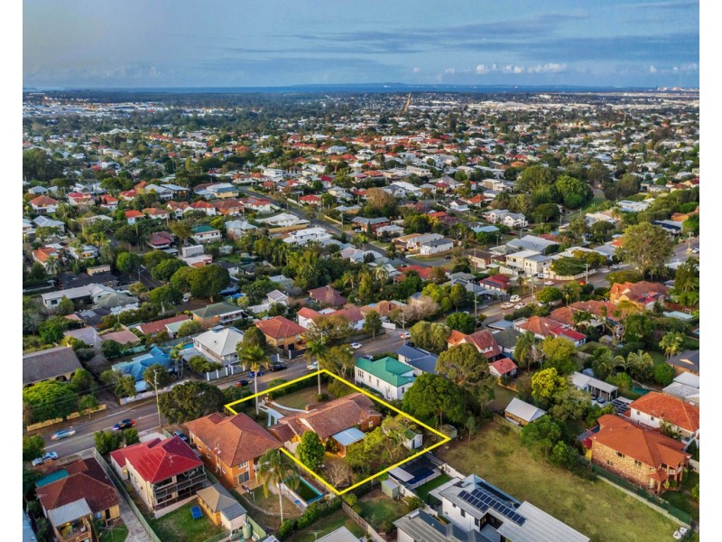 192 Rode Road, Wavell Heights QLD 4012