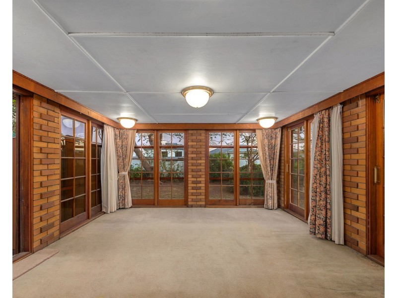 192 Rode Road, Wavell Heights QLD 4012