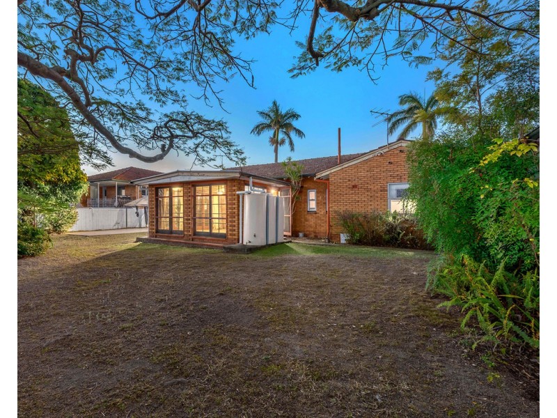 192 Rode Road, Wavell Heights QLD 4012