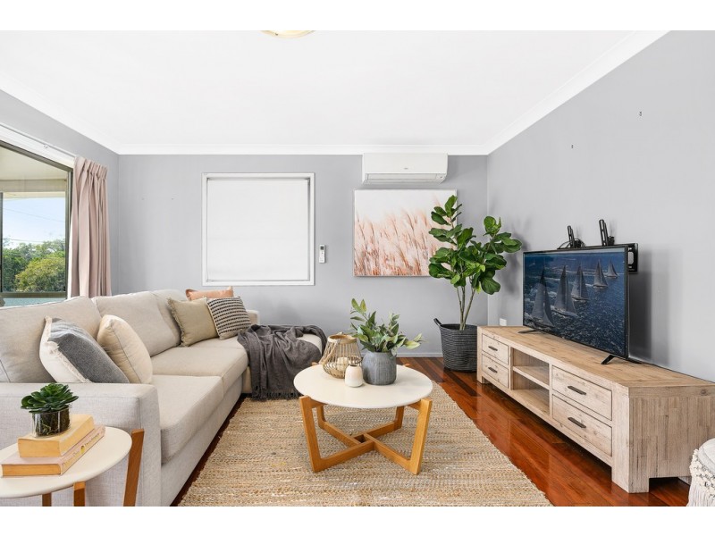 11 Waratah Drive, Clontarf QLD 4019