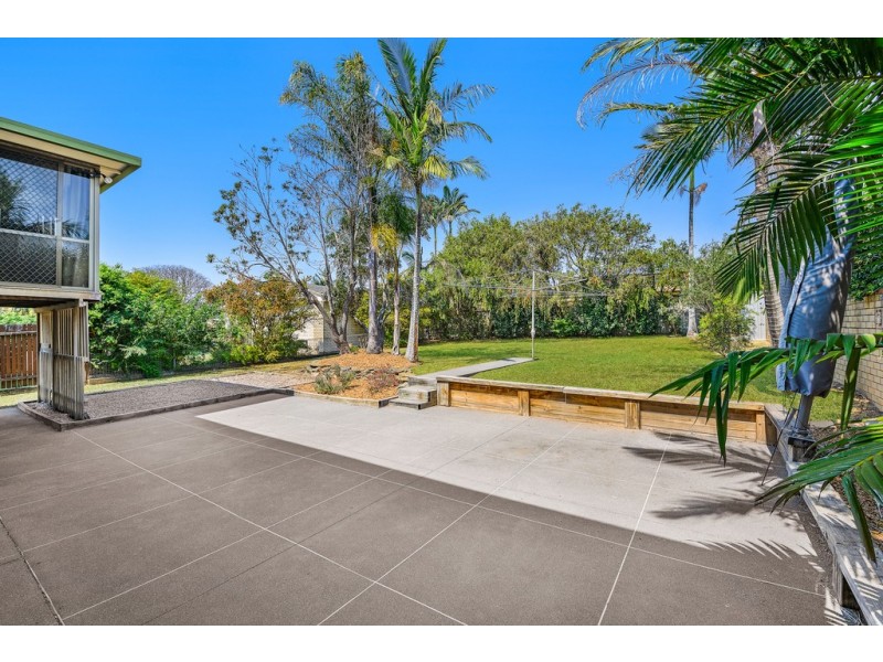 11 Waratah Drive, Clontarf QLD 4019