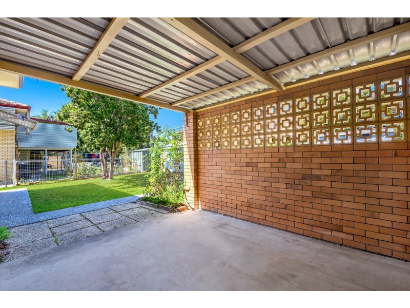 11 Glenside Street, Wavell Heights QLD 4012