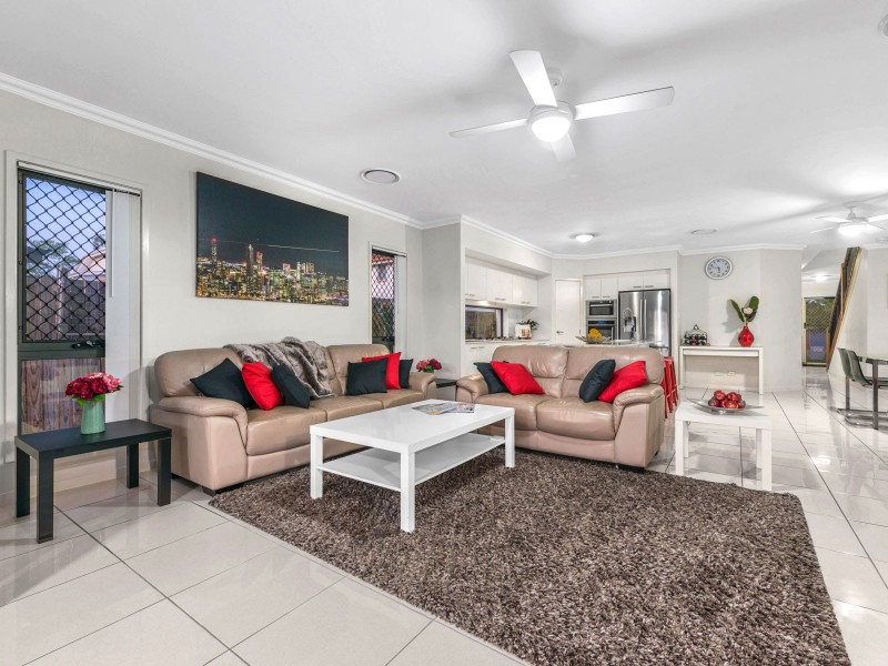 4 Parker Avenue, Northgate QLD 4013