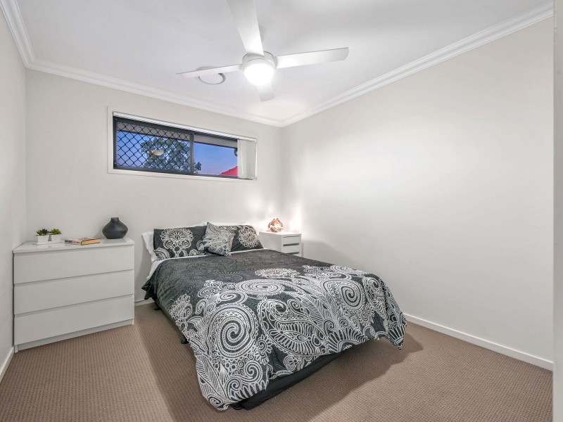 4 Parker Avenue, Northgate QLD 4013