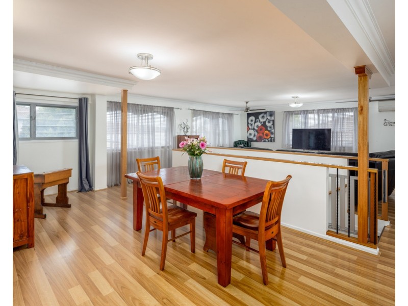 4 Jeenly Street, Geebung QLD 4034
