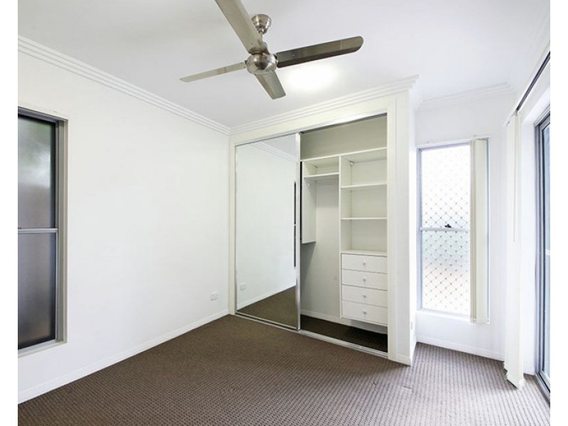 2/14 Battersby Street, Zillmere QLD 4034