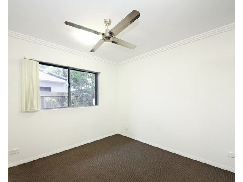 2/14 Battersby Street, Zillmere QLD 4034