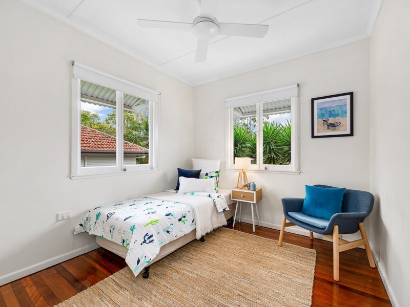 1 Main Avenue, Wavell Heights QLD 4012