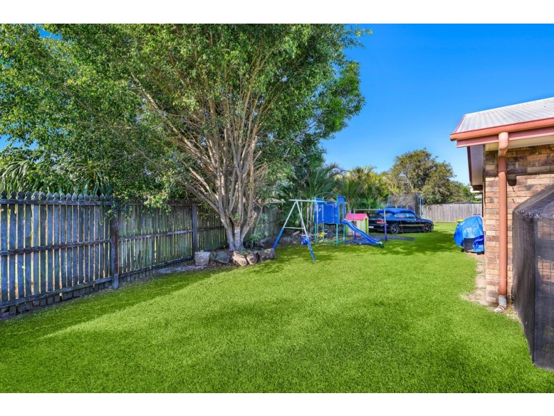 8 Suncrest Court, Caboolture QLD 4510