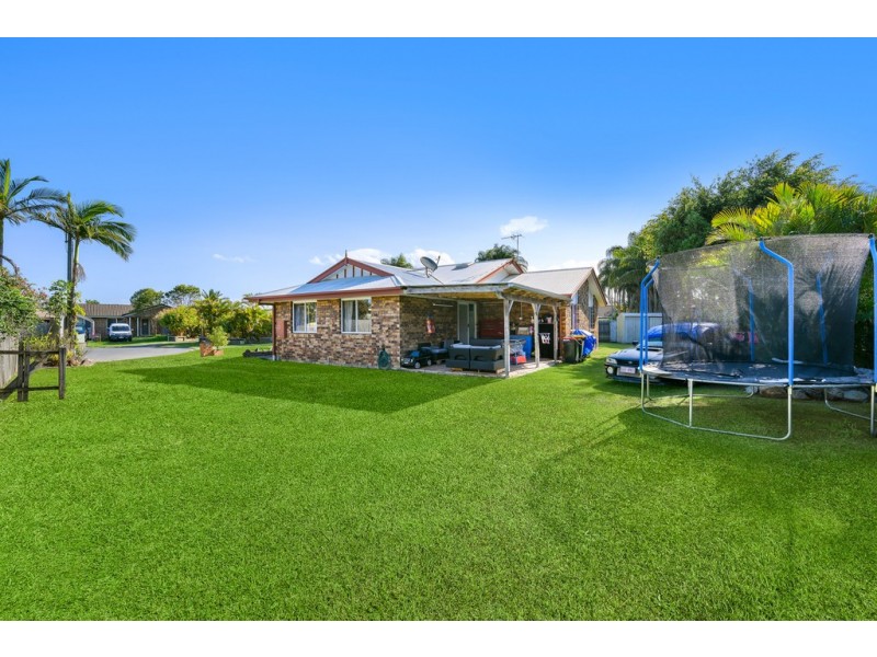 8 Suncrest Court, Caboolture QLD 4510