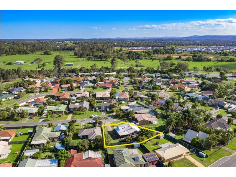 8 Suncrest Court, Caboolture QLD 4510