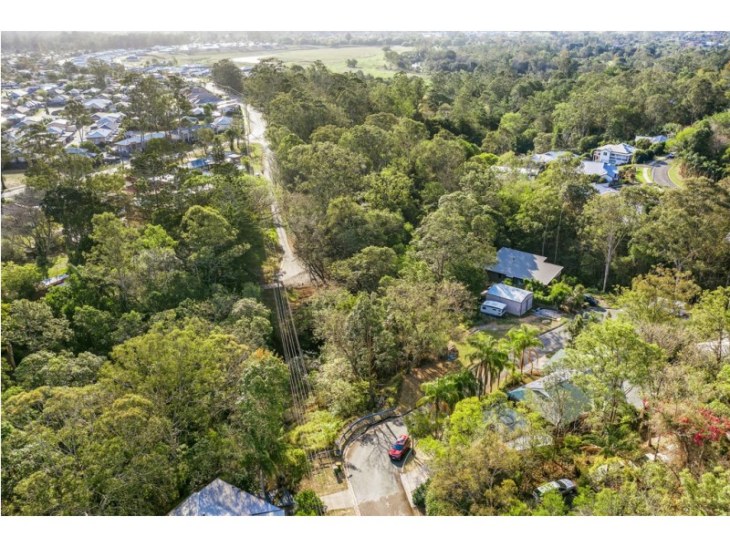 1 Ceratodus Court, Lawnton QLD 4501