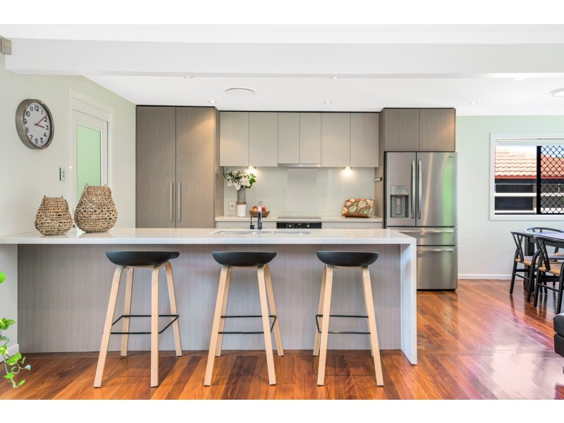 5 Hanbury Street, Chermside West QLD 4032