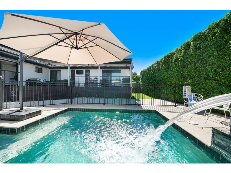 5 Hanbury Street, Chermside West QLD 4032