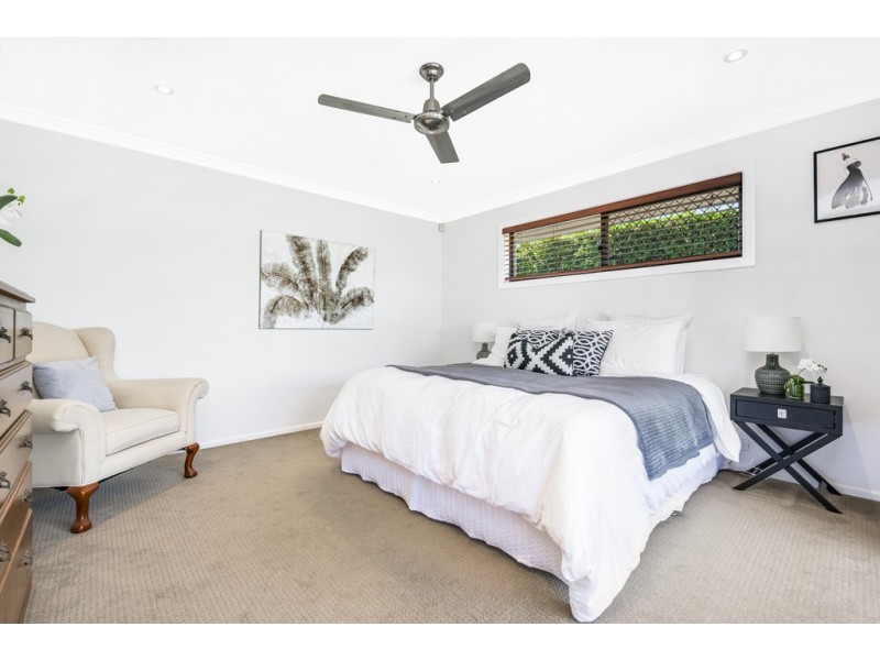 5 Hanbury Street, Chermside West QLD 4032