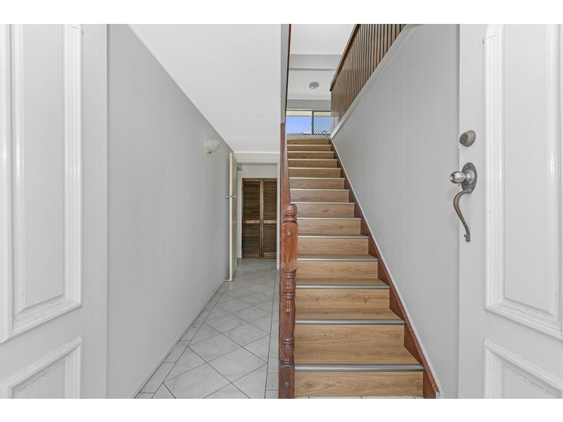 16 Brelox Street, Chermside West QLD 4032