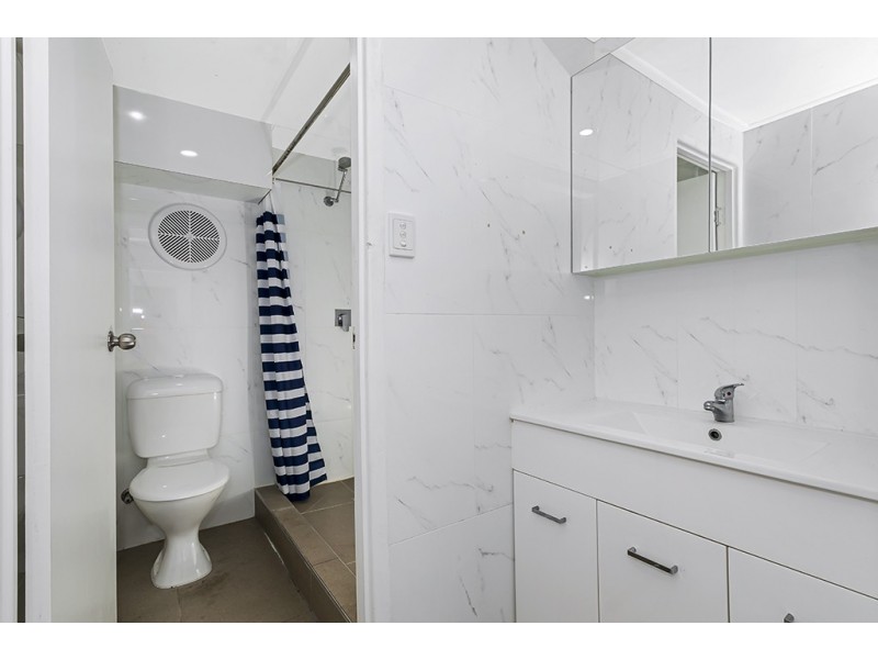 16 Brelox Street, Chermside West QLD 4032