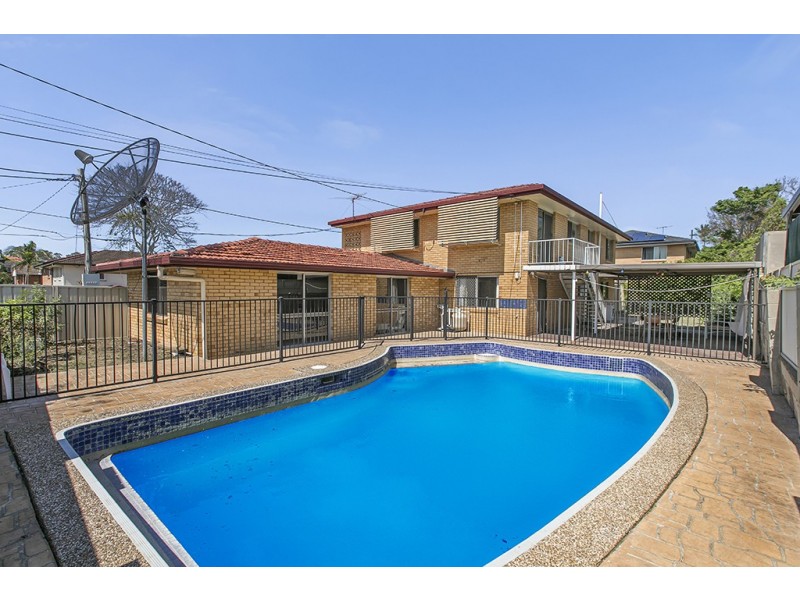 16 Brelox Street, Chermside West QLD 4032