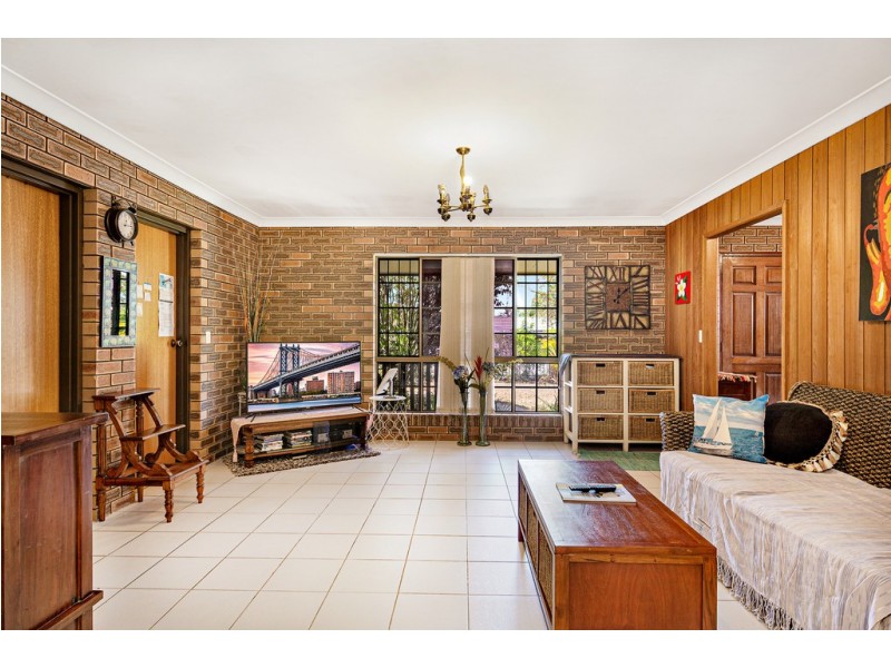 52 Parton Street, Stafford Heights QLD 4053