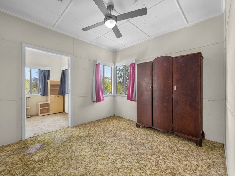 27 Ferguson Avenue, Northgate QLD 4013