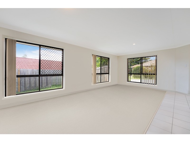 10 Aretha Lane, Narangba QLD 4504