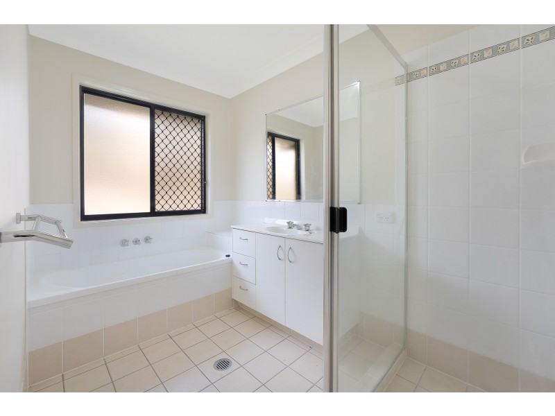 10 Aretha Lane, Narangba QLD 4504