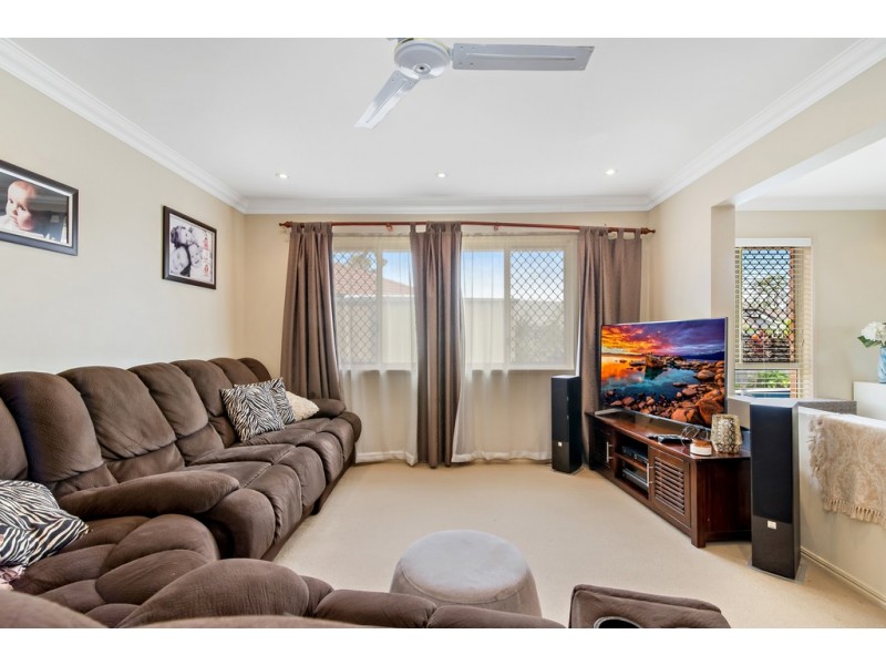 27 Castlereagh Street, Murrumba Downs QLD 4503