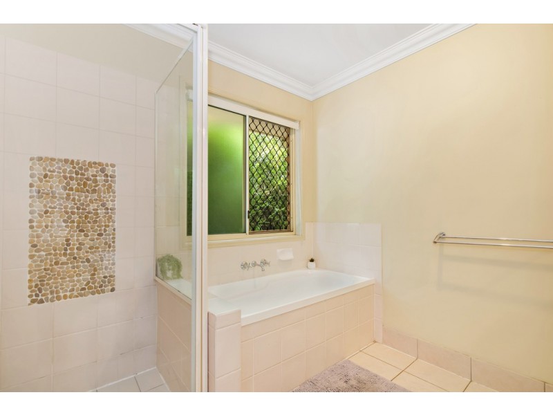 27 Castlereagh Street, Murrumba Downs QLD 4503